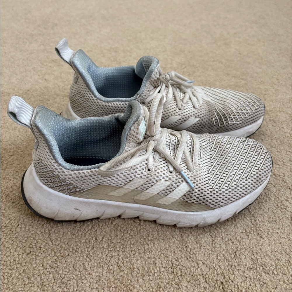 Cream & Blue Adidas Sneakers